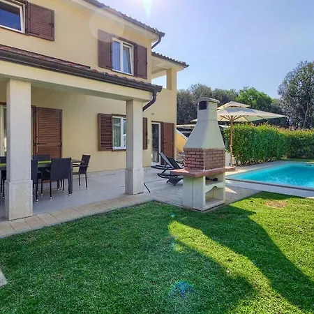 Banjole-aurora Only 200m From The Beach Villa *