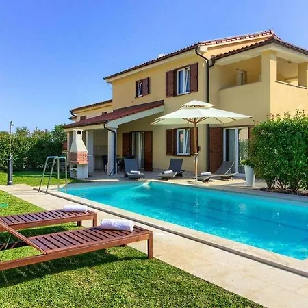 Banjole-aurora Only 200m From The Beach Valtura